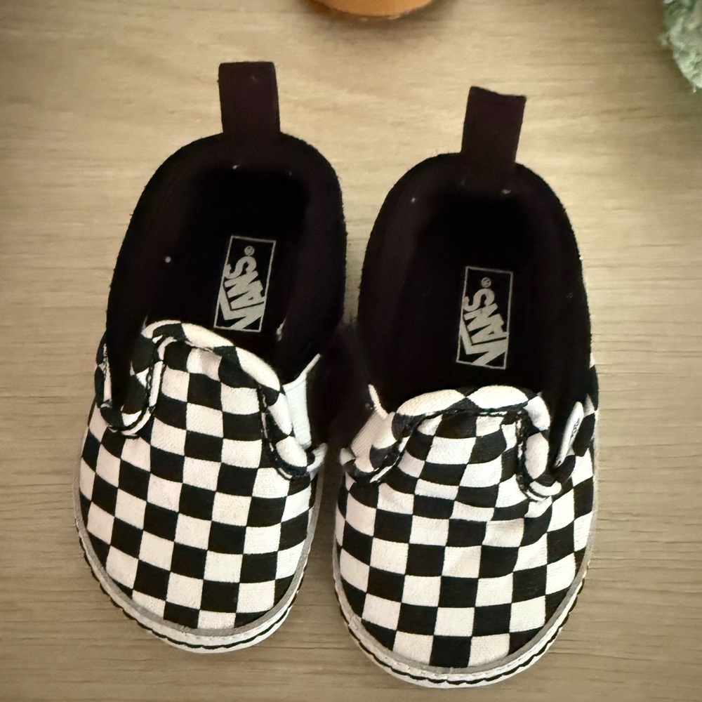 Baby vans Black and White Checkered Slip-Ons